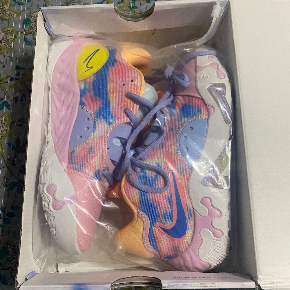 Girls Nike Basketball Shoes